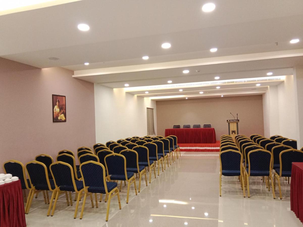 Pearl Palace Attingal 외부 사진