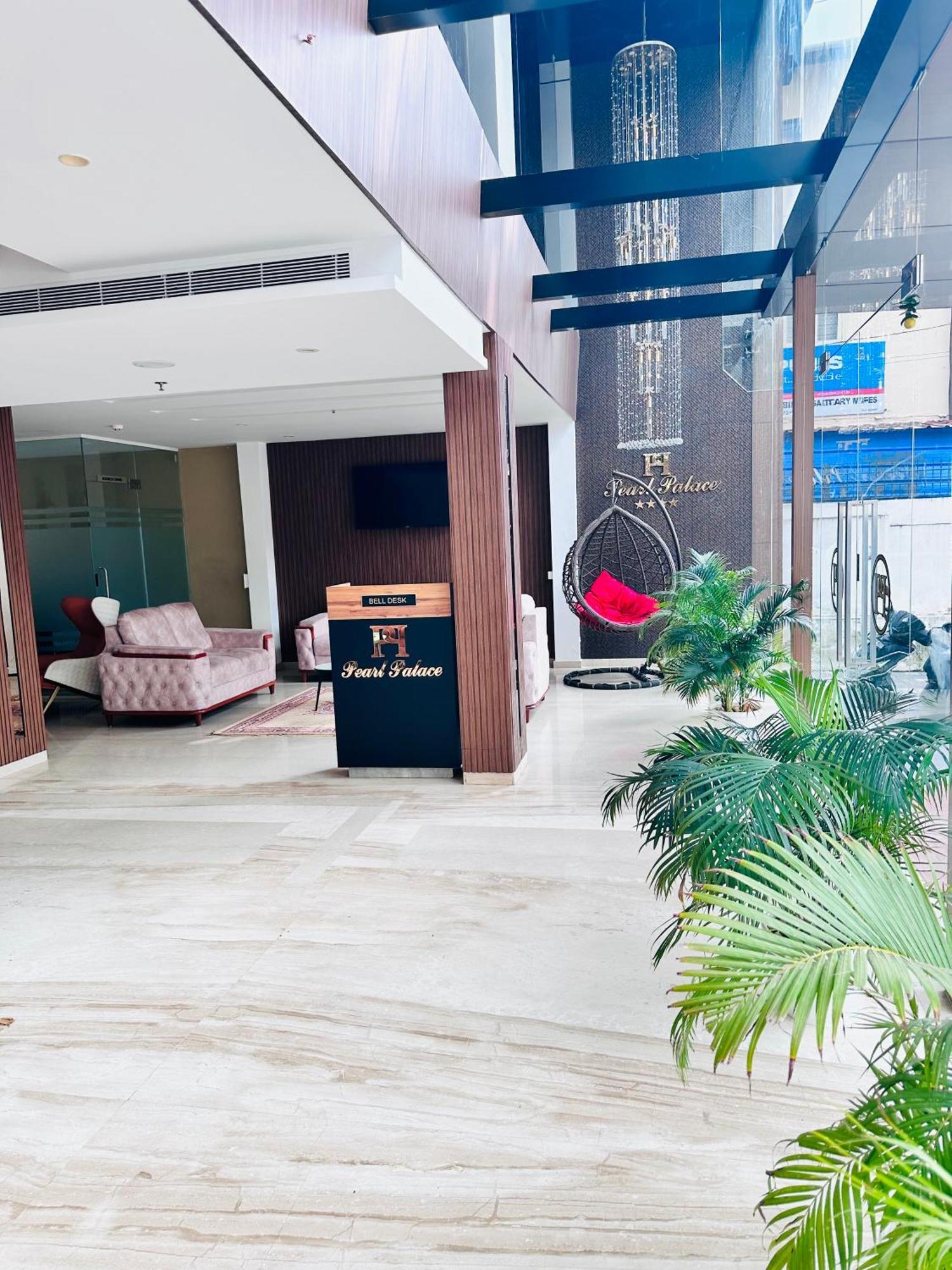 Pearl Palace Attingal 외부 사진